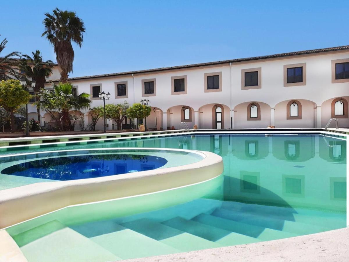 Al Balhara Suites&Spa Palermo Bagian luar foto